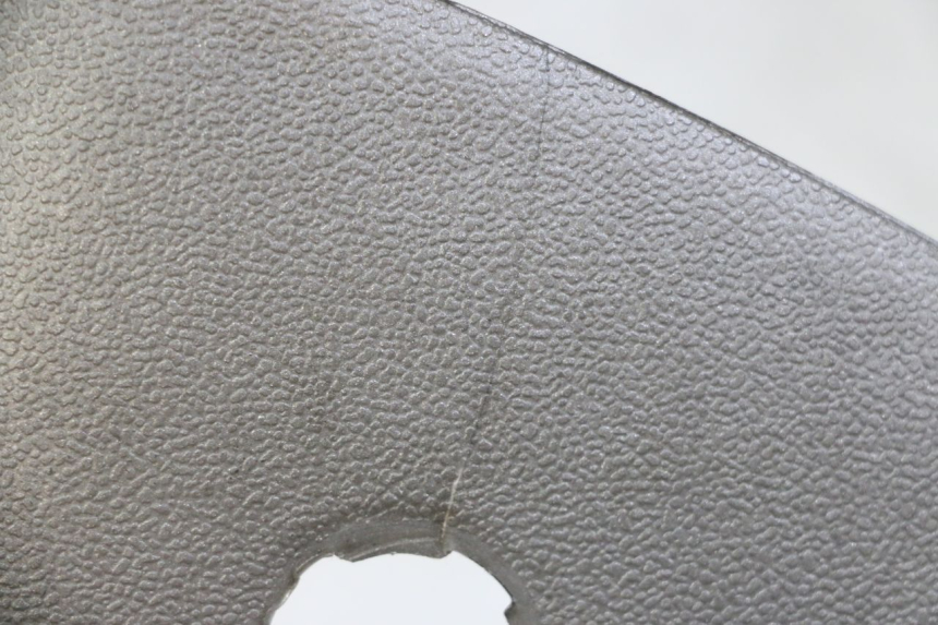 photo de PRZEDNIA KLAPKA INSPEKCYJNA PEUGEOT ELYSTAR 50 (2002 - 2014) - Zoom stanu zużycia