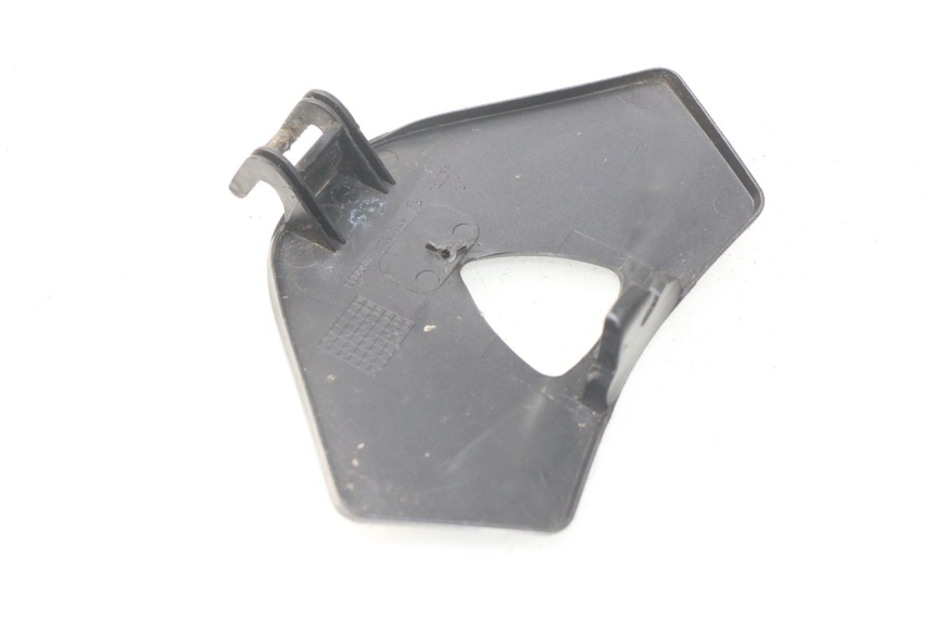 photo de PRZEDNIA KLAPKA INSPEKCYJNA PIAGGIO FLY IE 125 (2012 - 2017) - Zoom stanu zużycia