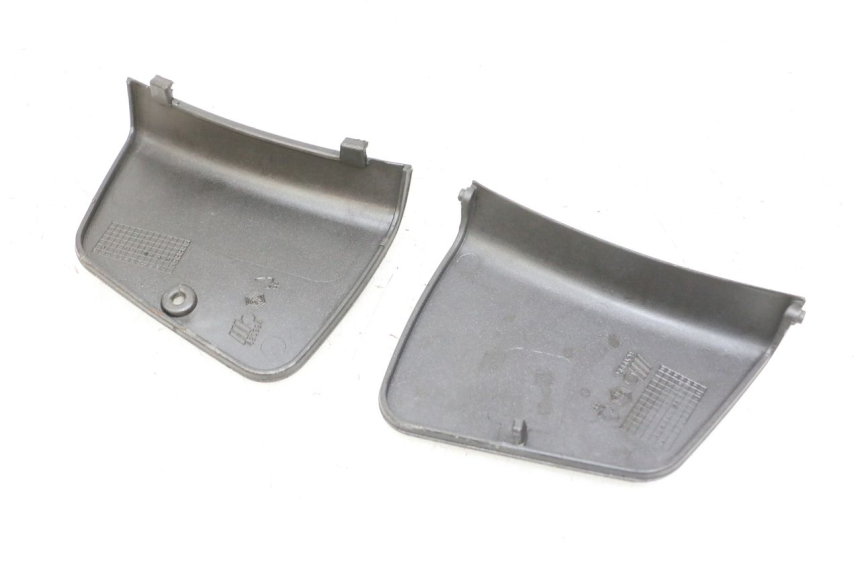 photo de PRZEDNIA KLAPKA INSPEKCYJNA PIAGGIO X8 125 (2004 - 2007) - Zoom stanu zużycia