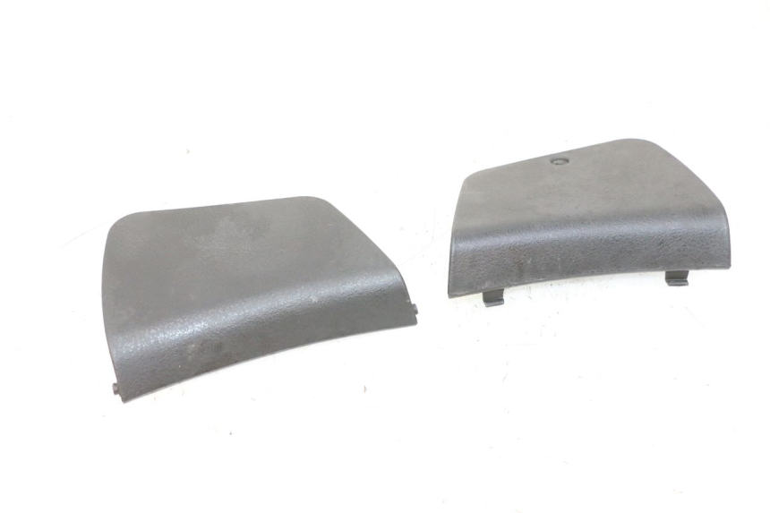 photo de PRZEDNIA KLAPKA INSPEKCYJNA PIAGGIO XEVO - X EVO 125 (2007 - 2017) - Zoom stanu zużycia