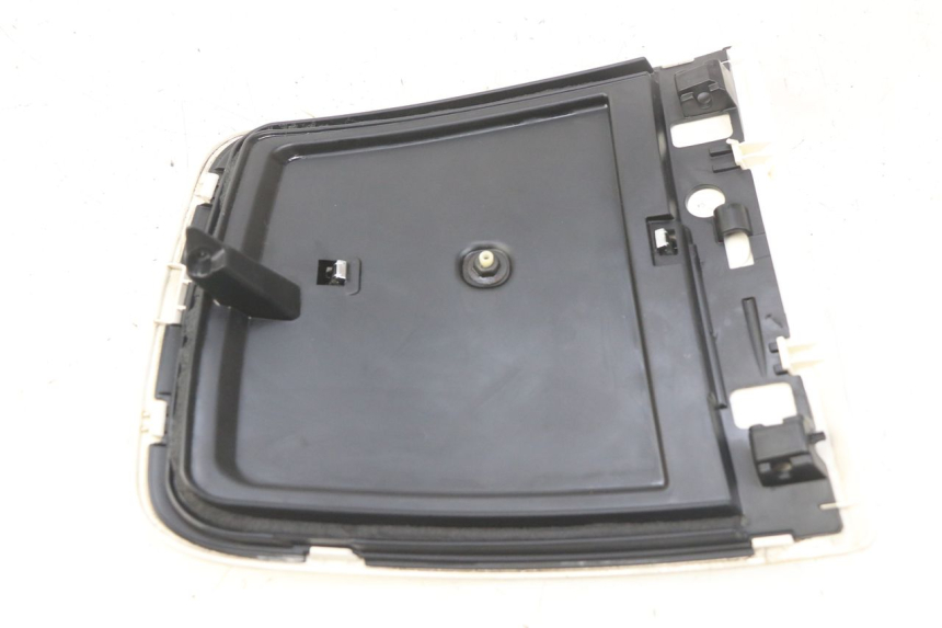 photo de PRAWY WŁAZ INSPEKCYJNY PEUGEOT DJANGO 2T 50 (2014 - 2019) - Zoom stanu zużycia