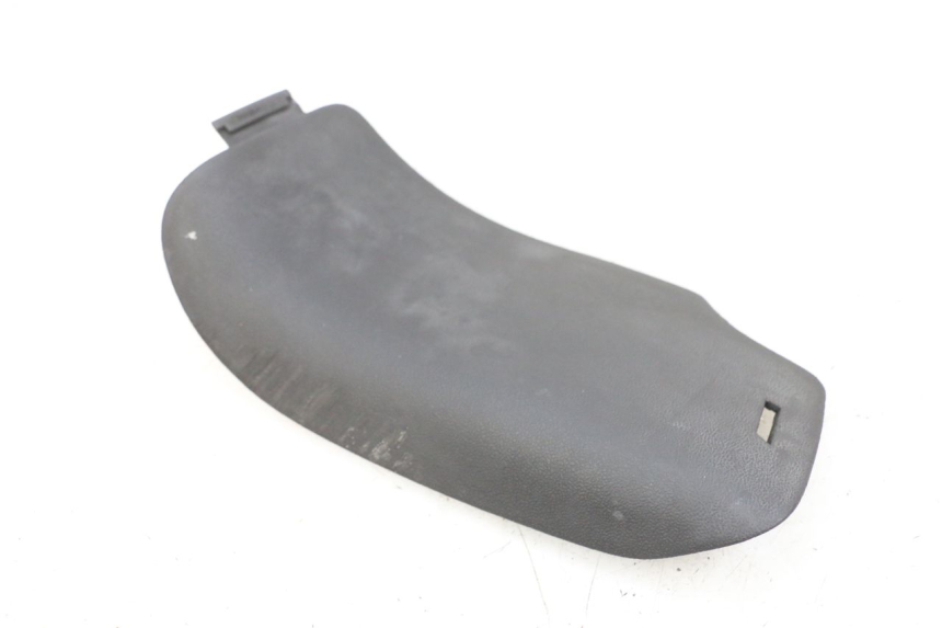 photo de PRAWY OTWÓR INSPEKCYJNY PEUGEOT ELYSEO 125 (1999 - 2004) - Widok główny