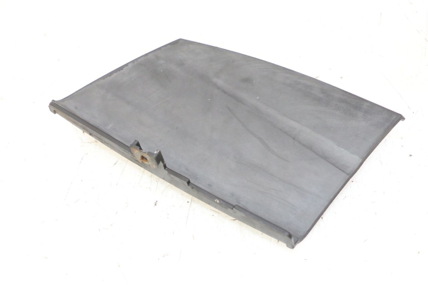 photo de PRAWY WŁAZ INSPEKCYJNY HONDA FES S-WING SWING ABS 125 (2007 - 2015) - Widok główny