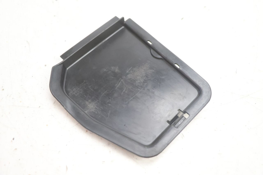 photo de PRAWA KLAPA INSPEKCYJNA HONDA FJS SILVER WING SILVERWING 400 (2005 - 2008) - Zoom stanu zużycia