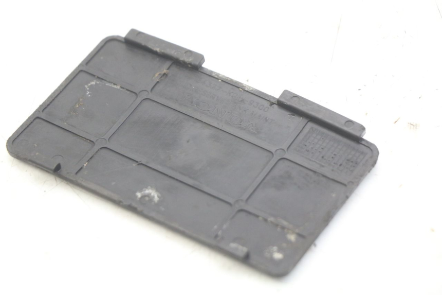 photo de PRAWY WŁAZ INSPEKCYJNY HONDA FORZA 125 (2015 - 2016) - Szczegół części