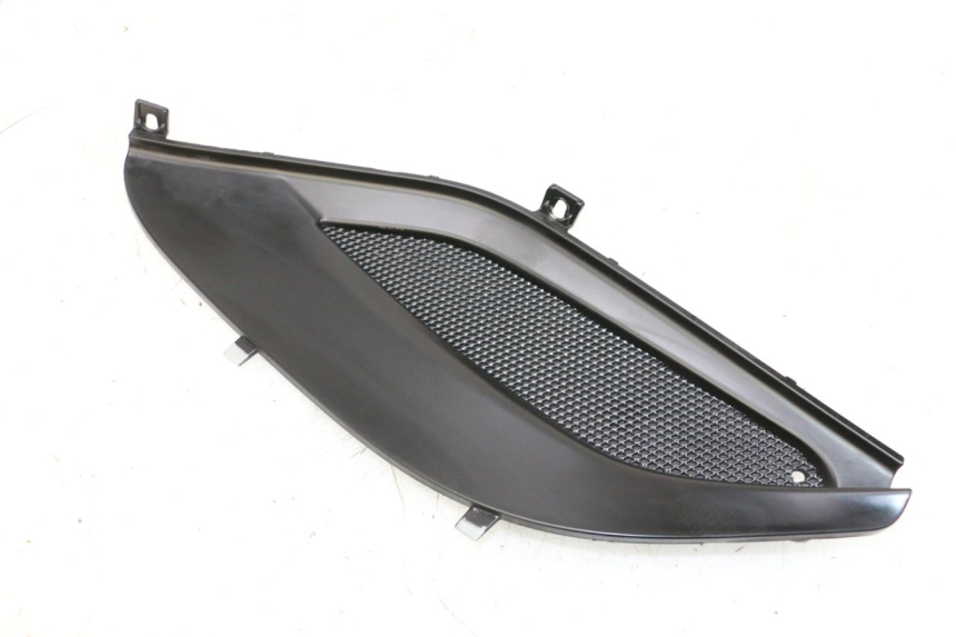 photo de KLAPKA INSPEKCYJNA PRAWA PIAGGIO MP3 HPE 300 (2019 - 2026) - Zbliżenie techniczne