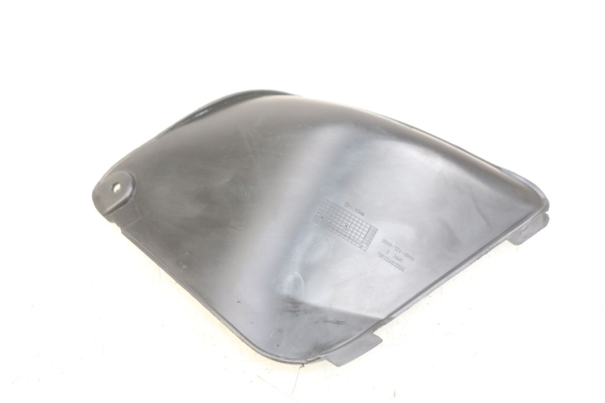 photo de KLAPKA INSPEKCYJNA PRAWA HONDA VISION NSC R 50 (2013 - 2015) - Szczegół części