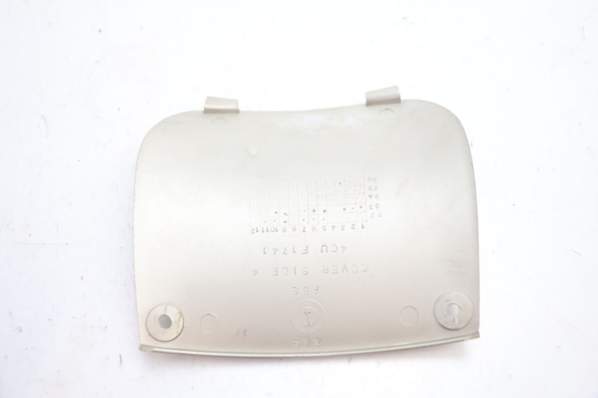 photo de Właz inspekcyjny MBK EVOLIS 80 (1993 - 1999) - Zoom stanu zużycia