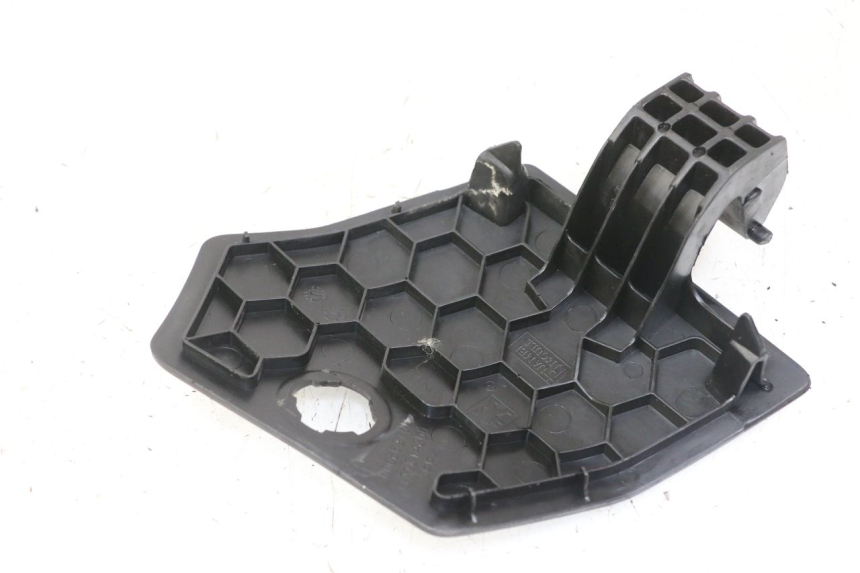 photo de KLAPKA INSPEKCYJNA LEWA PEUGEOT CITYSTAR 50 (2013 - 2017) - Zoom stanu zużycia