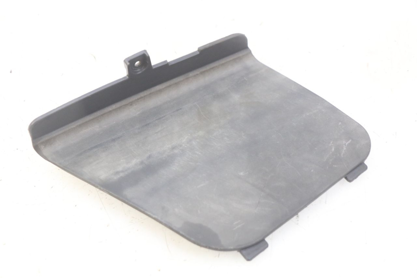 photo de KLAPKA INSPEKCYJNA LEWA HONDA FES PANTHEON 125 (2003 - 2007) - Szczegół części