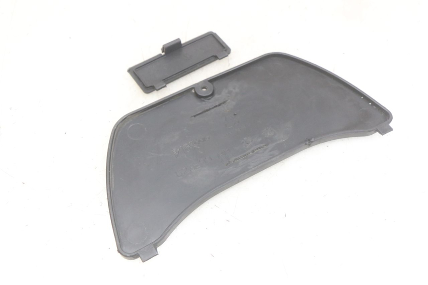 photo de KLAPKA INSPEKCYJNA PIAGGIO MP3 LT 400 (2007 - 2012) - Zoom stanu zużycia