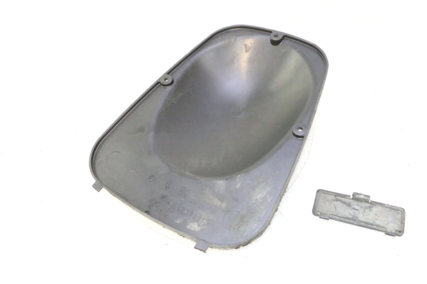 photo de KLAPKA INSPEKCYJNA PIAGGIO MP3 125 (2006 - 2014) - Szczegół części