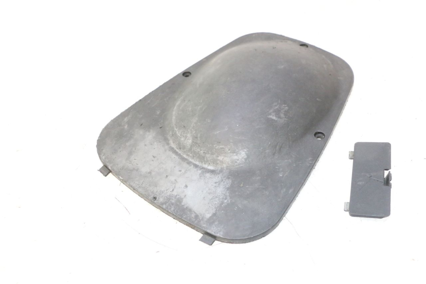 photo de KLAPKA INSPEKCYJNA PIAGGIO MP3 125 (2006 - 2014) - Inny kąt widzenia