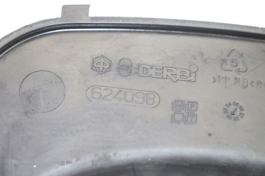 photo de KLAPKA INSPEKCYJNA GILERA NEXUS 125 (2009 - 2013) - Zbliżenie techniczne