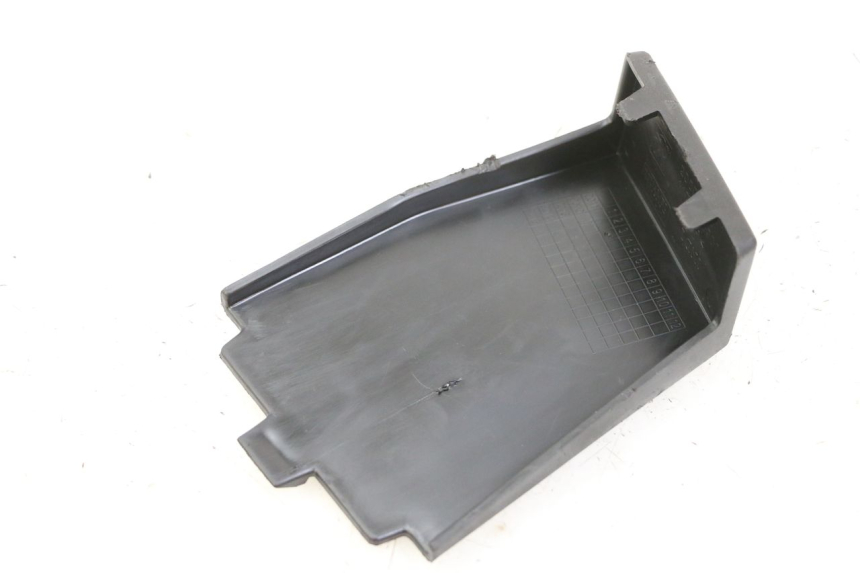 photo de KLAPKA INSPEKCYJNA PEUGEOT CITYSTAR 125 (2011 - 2017) - Szczegół części