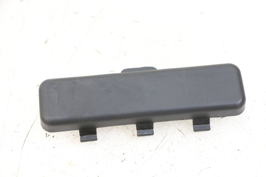 photo de KLAPKA INSPEKCYJNA PEUGEOT KISBEE 4T 50 (2018 - 2022) - Zoom stanu zużycia