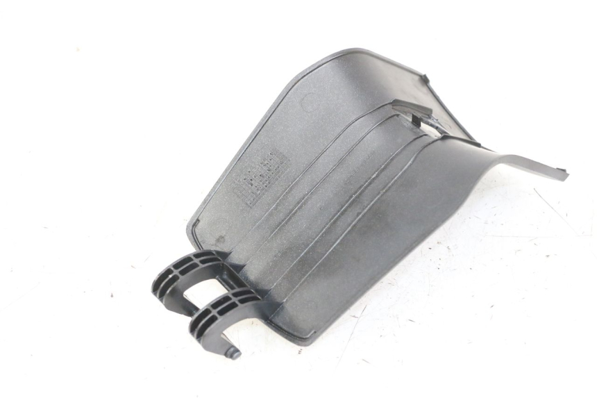 photo de KLAPKA INSPEKCYJNA PEUGEOT SATELIS 125 (2013 - 2018) - Zbliżenie techniczne