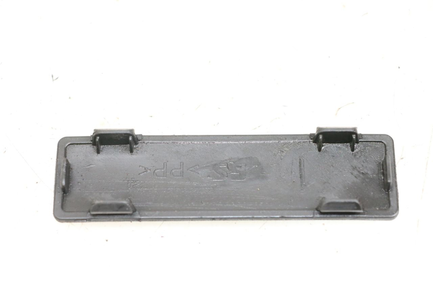 photo de KLAPKA INSPEKCYJNA JM MOTORS SANTANA 50 (2014 - 2023) - Szczegół części