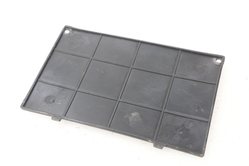 photo de KLAPKA INSPEKCYJNA RAZZO STEED 125 (2012 - 2018) - Szczegół części