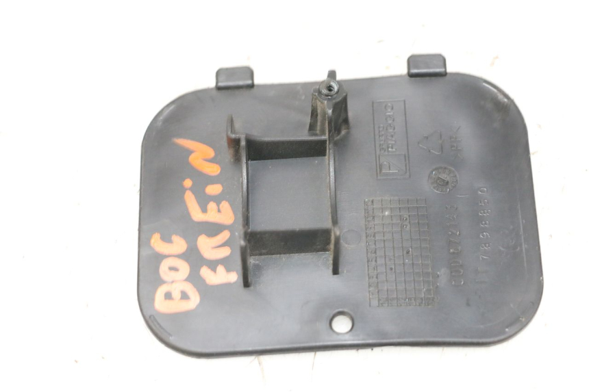 photo de KLAPKA INSPEKCYJNA PIAGGIO VESPA GTS SUPER IE 125 (2009 - 2016) - Zoom stanu zużycia