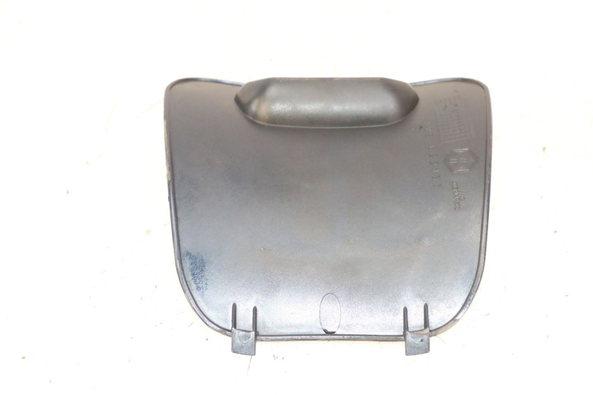 photo de KLAPKA INSPEKCYJNA PIAGGIO VESPA LX 150 (2005 - 2013) - Zbliżenie techniczne