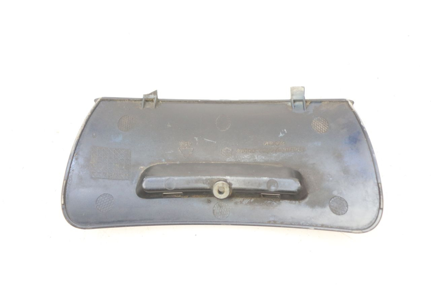 photo de KLAPKA INSPEKCYJNA PIAGGIO VESPA PRIMAVERA 2T 50 (2013 - 2018) - Szczegół części