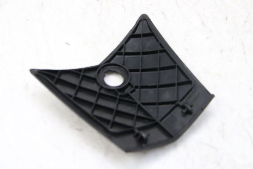 photo de KLAPKA INSPEKCYJNA PEUGEOT VIVACITY NEW 2T 50 (2008 - 2017) - Inny kąt widzenia