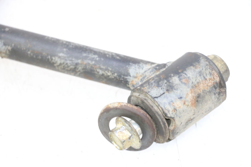 photo de wahacz tylny YAMAHA YFM GRIZZLY 550 (2008 - 2015) - Widok z bliska