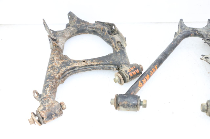 photo de wahacz tylny YAMAHA YFM GRIZZLY 550 (2008 - 2015) - Inny kąt widzenia