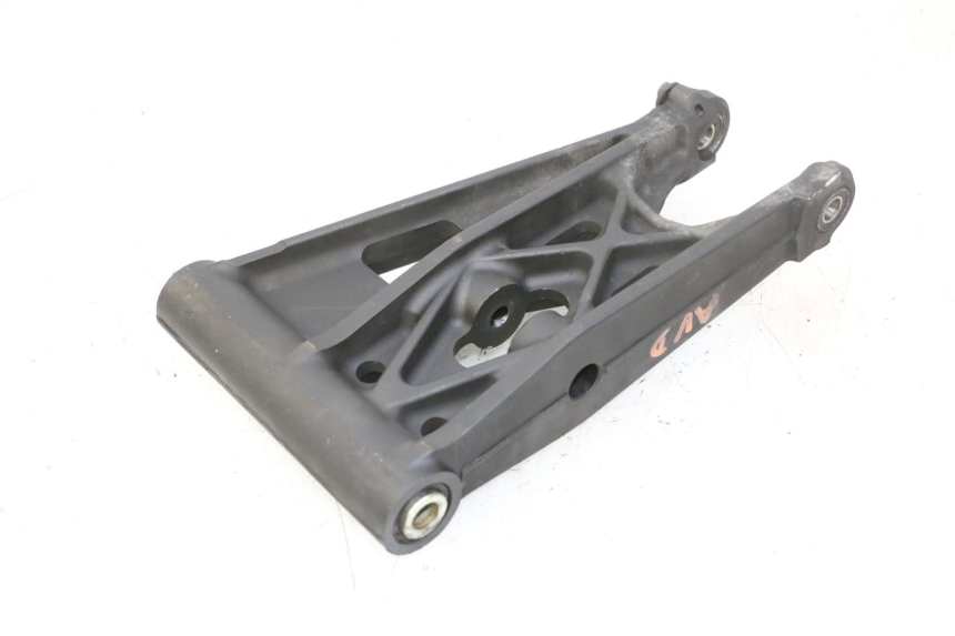 photo de wahacz przedni QUADRO 4 4D 350 (2015 - 2018) - Widok główny