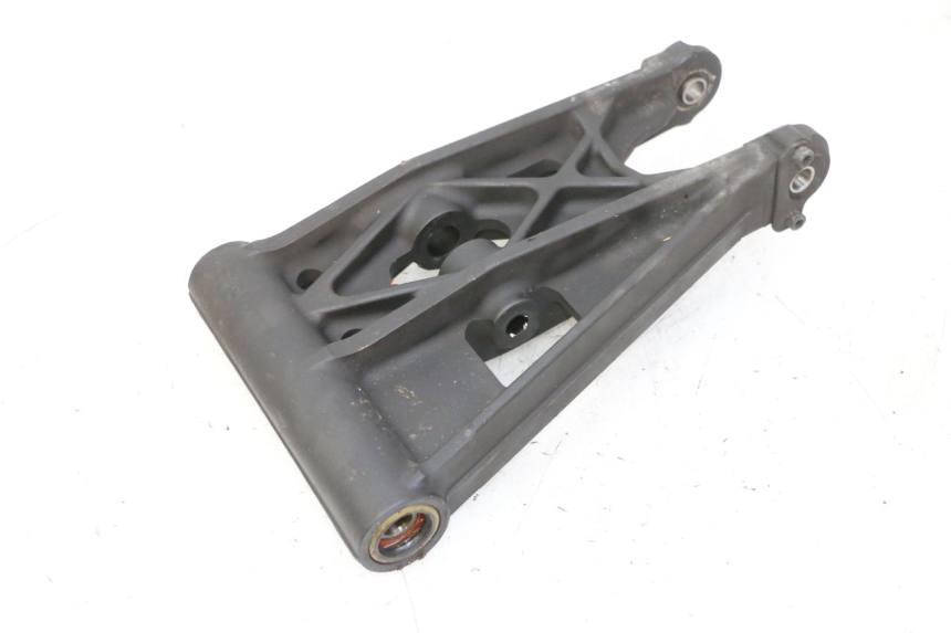 photo de wahacz przedni QUADRO 4 4D 350 (2015 - 2018) - Zoom stanu zużycia