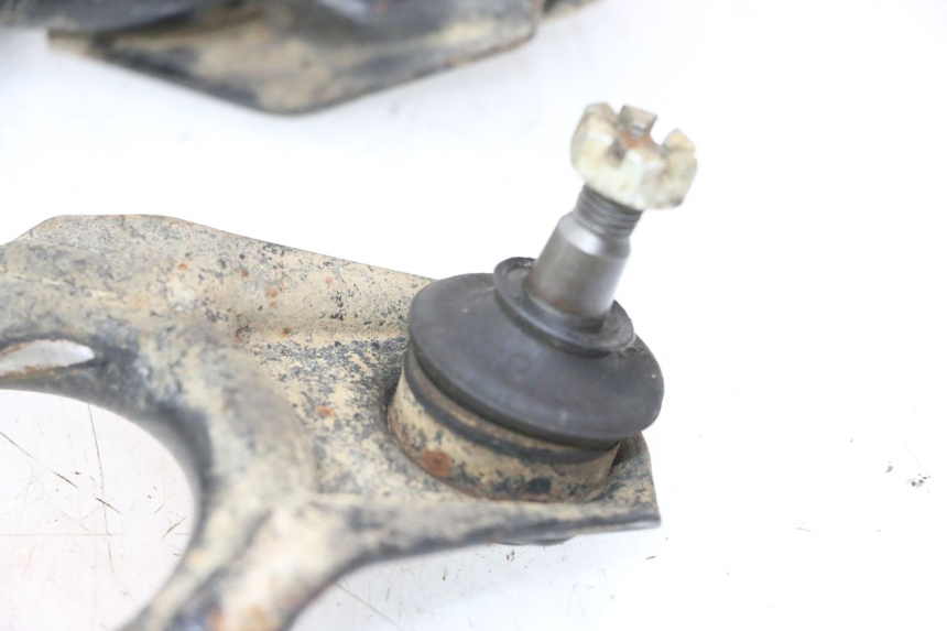 photo de wahacz przedni YAMAHA YFM R RAPTOR 250 (2008 - 2014) - Punkty mocowania