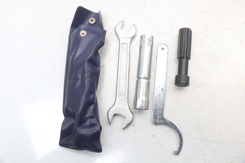 photo de ZESTAW NARZĘDZI KYMCO DINK STREET ABS 125 (2011 - 2018) - Zoom stanu zużycia