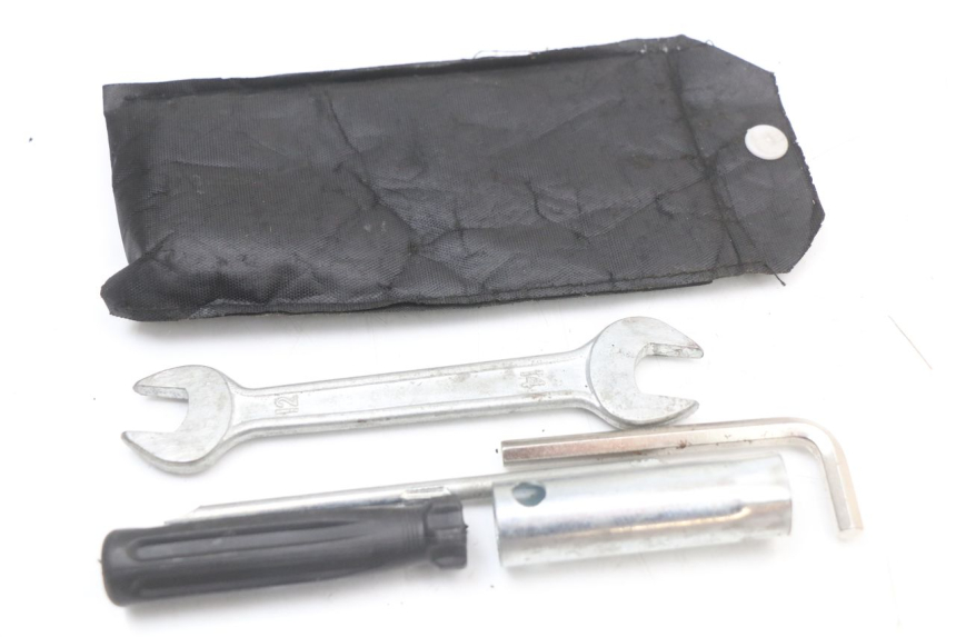 photo de ZESTAW NARZĘDZI JM MOTORS EVOLIS 4T 50 (2018 - 2022) - Zoom stanu zużycia