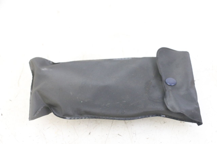 photo de ZESTAW NARZĘDZI HONDA FORZA ABS 300 (2013 - 2017) - Zoom stanu zużycia