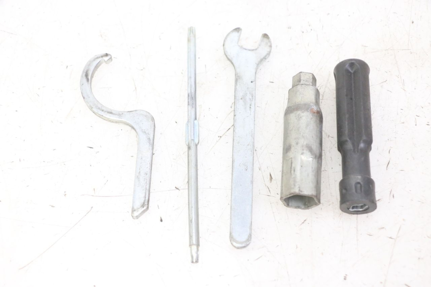 photo de ZESTAW NARZĘDZI PIAGGIO MP3 LT 300 (2010 - 2016) - Widok główny