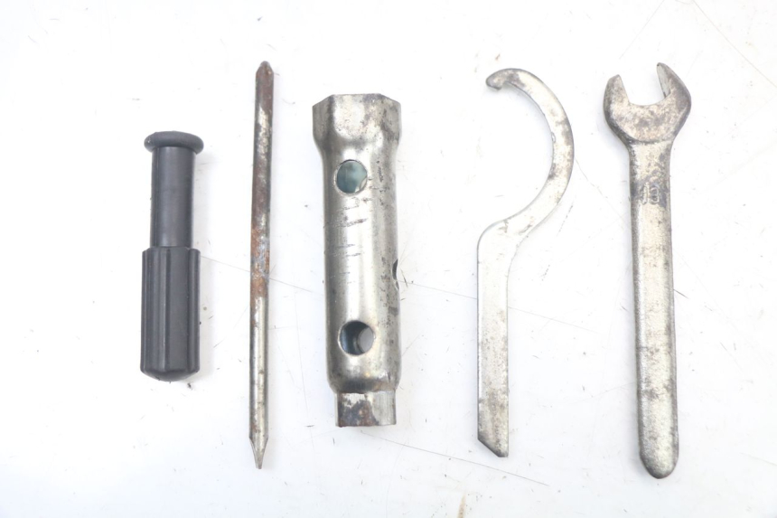 photo de ZESTAW NARZĘDZI APRILIA SR MOTARD 50 (2012 - 2018) - Widok główny