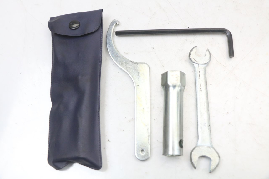 photo de ZESTAW NARZĘDZI KYMCO XCITING 250 (2006 - 2009) - Widok główny