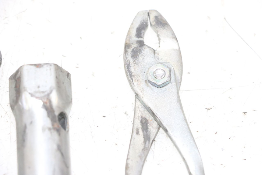 photo de ZESTAW NARZĘDZI YAMAHA YFM R RAPTOR 250 (2008 - 2014) - Część sprawdzona