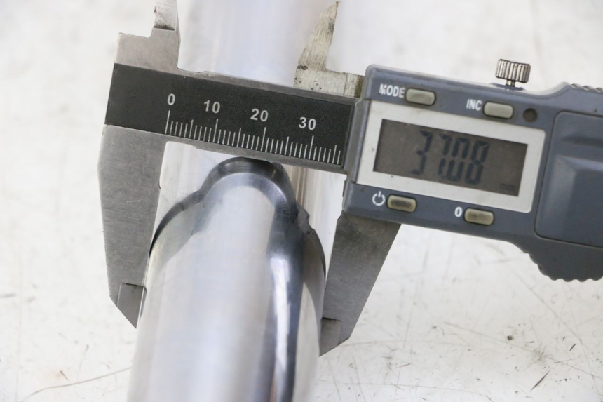 photo de RURA WIDEŁEK HONDA CR 85 (2003 - 2007) - Szczegół części