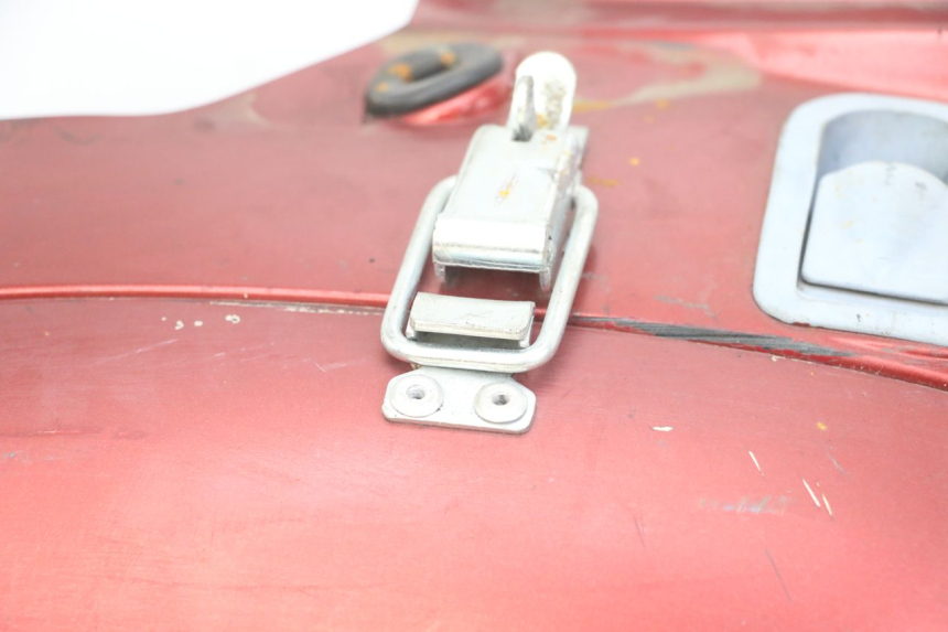 photo de KUFER PRAWY HONDA NTV DEAUVILLE 650 (1998 - 2001) - Struktura - zbliżenie