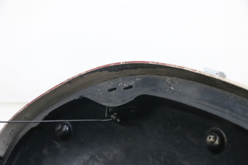 photo de KUFER PRAWY HONDA NTV DEAUVILLE 650 (1998 - 2001) - Zoom stanu zużycia