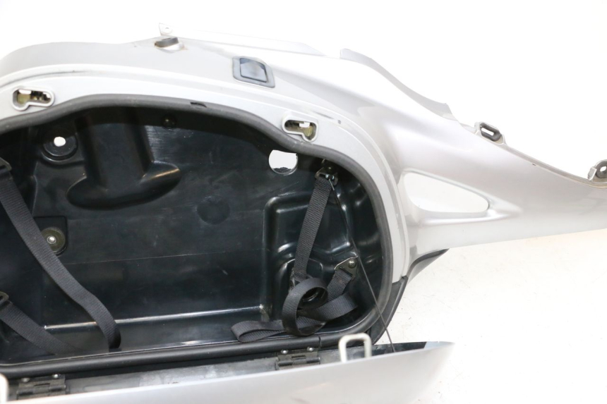 photo de KUFER PRAWY HONDA NTV DEAUVILLE 650 (2001 - 2006) - Szczegół części