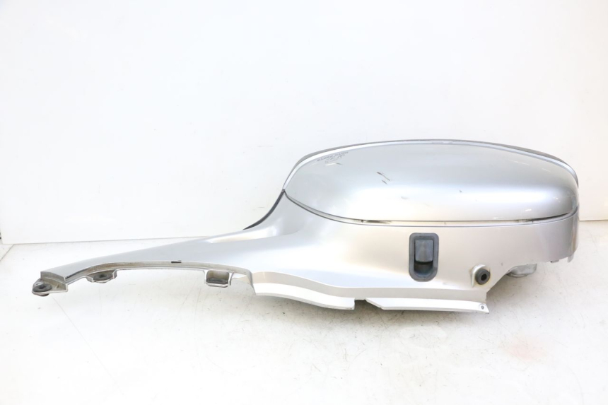 photo de KUFER PRAWY HONDA NTV DEAUVILLE 650 (2001 - 2006) - Widok z bliska