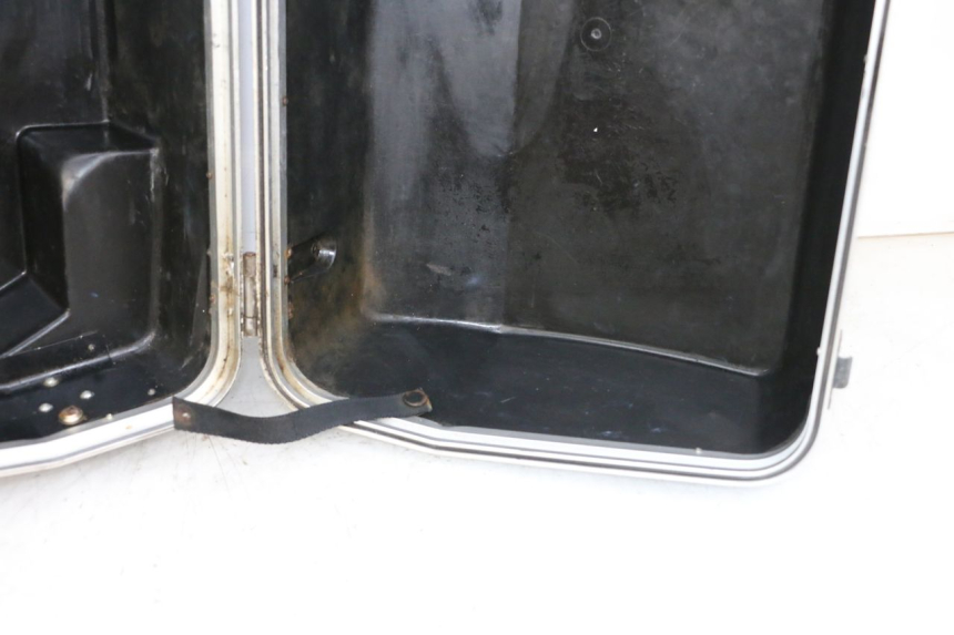 photo de KUFER LEWY KAWASAKI GTR 1000 (1994 - 2004) - Zbliżenie techniczne