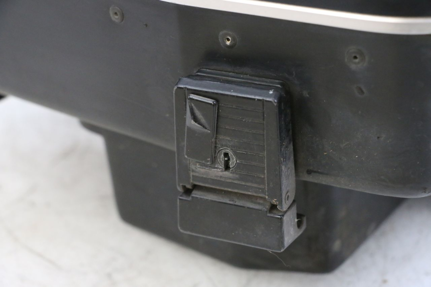 photo de KUFER LEWY KAWASAKI GTR 1000 (1994 - 2004) - Oznaczenia i referencje