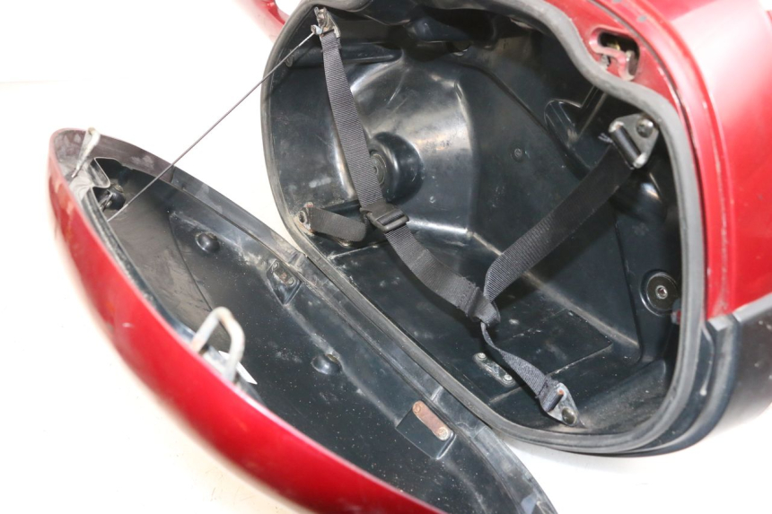 photo de KUFER LEWY HONDA NTV DEAUVILLE 650 (1998 - 2001) - Widok z bliska