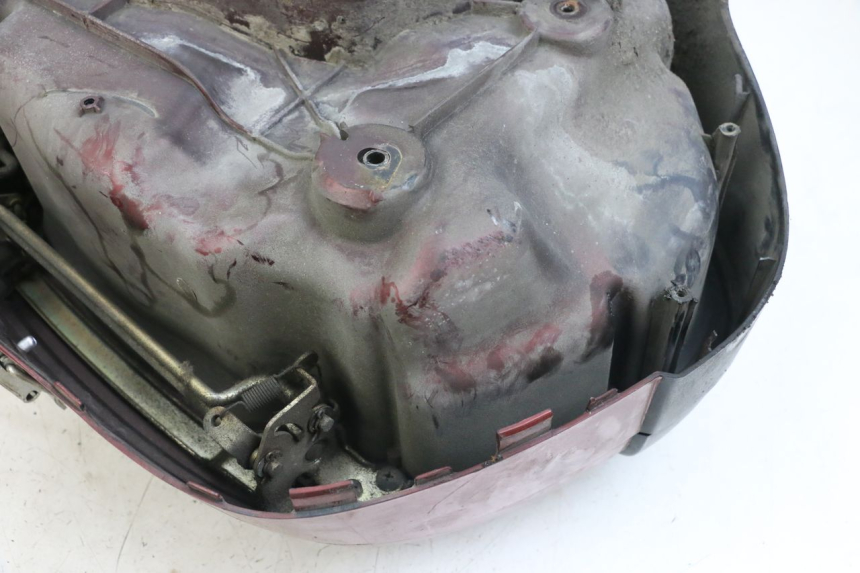 photo de KUFER LEWY HONDA NTV DEAUVILLE 650 (1998 - 2001) - Zbliżenie komponentów