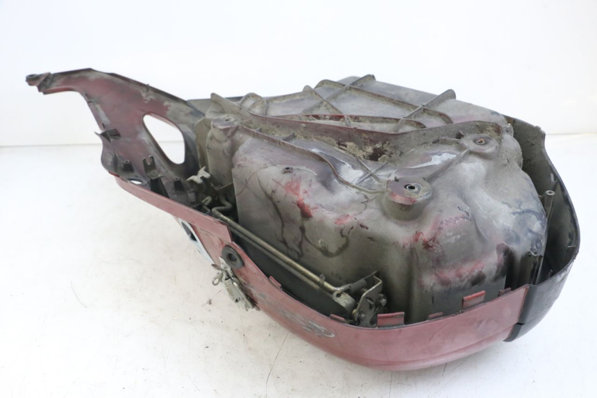 photo de KUFER LEWY HONDA NTV DEAUVILLE 650 (1998 - 2001) - Widok z bliska