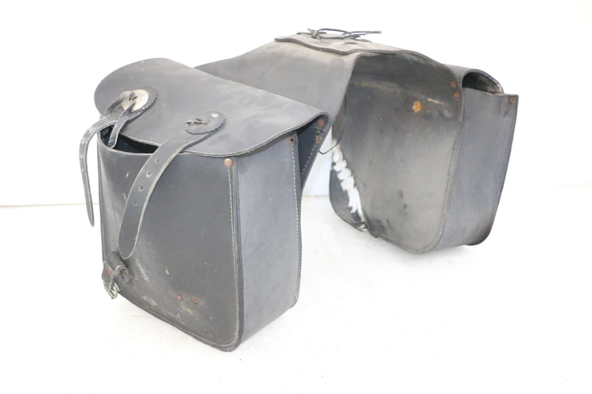 photo de KUFER SUZUKI GZ MARAUDER 125 (1998 - 2004) - Widok główny